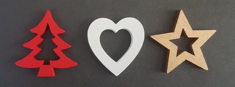 drewienka białe serca, czerwone choinki, złote gwiazdki puste 1.jpg
