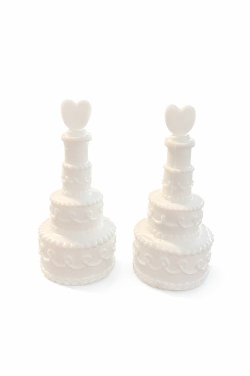 wedding cake, torcik weselny, dekoracja weselna, ozdoby weselne, dekoracje na ślub, dekoracje na wesele, biały tort dekoracyjny, torcik dekoracyjny, dekoracja stołu weselnego, ozdoba na stół weselny, dodatki weselne, akcesoria ślubne