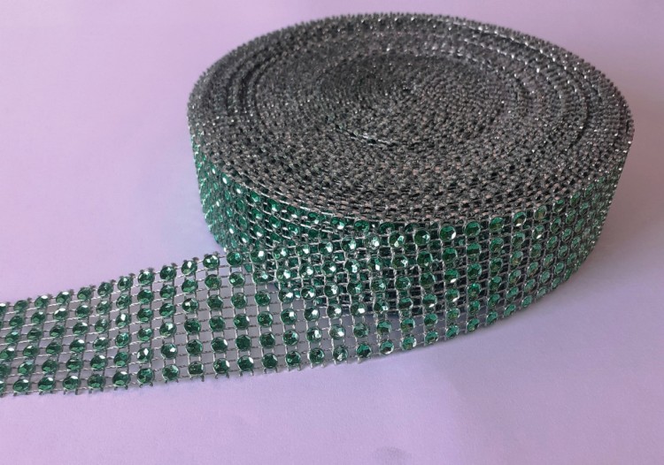 dżety zielone pas, taśma z cyrkoniami zielonymi.jpg