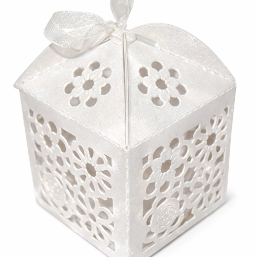 pudełeczko ażurowe na upominki.png